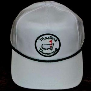 Worn 3x, in great condition, no stains. Fits me well I just have too many hats.